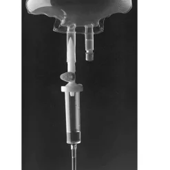 Hot Intrafix Air IV Set